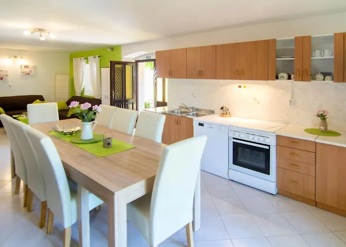 Vikendica Sara By Interhome