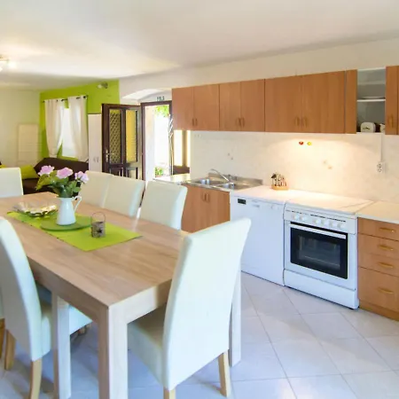 Ferienhaus Sara By Interhome